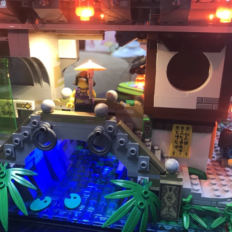 ビルディングブロックなし レゴシティ用ランプ照明 70620 - Lego Set City のレビューと価格