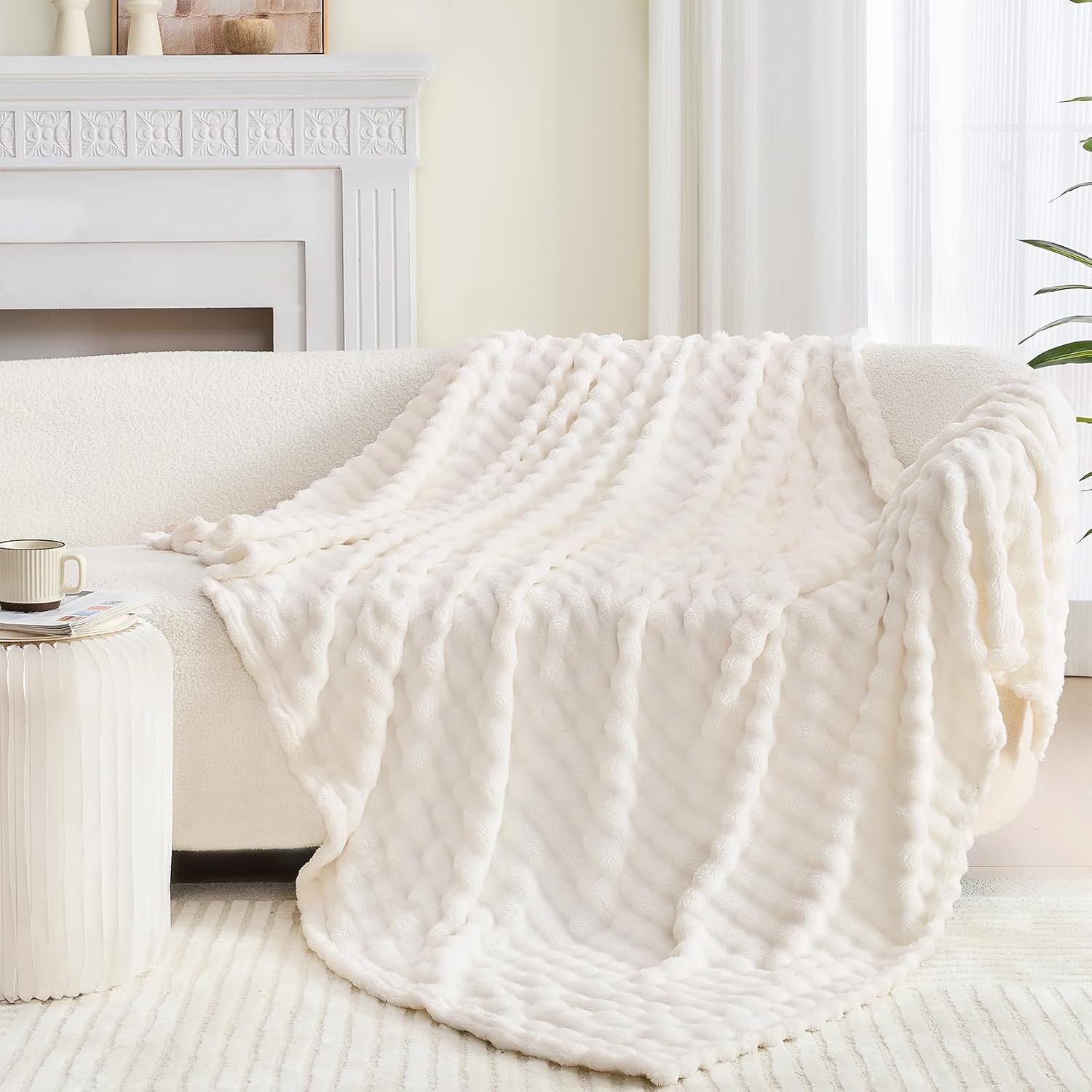 3Dバブルホワイトプラッシュブランケット、テクスチャードフラ - Christmas Throw Blanket のレビューと価格